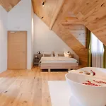 Pira