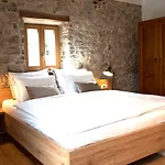Hotel Pira 4*