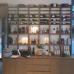Pira Hotel 4*