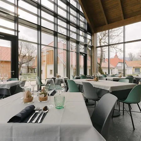 Hotel Pira Postojna