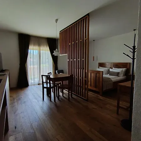 Hotel Pira Boutique Postojna