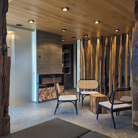 Pira Boutique 4*